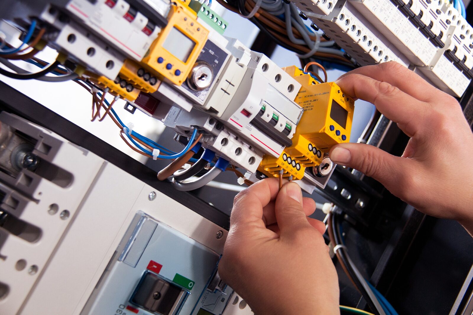 Residential Electrician Inspection: Ensure Safe & Up-to-Code Wiring