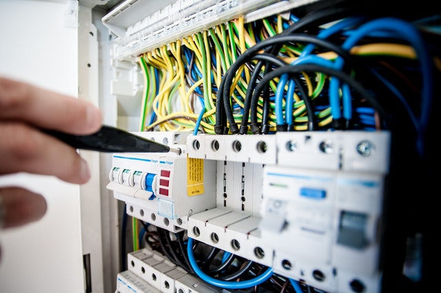 electrician lake forest